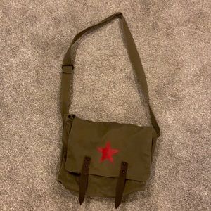 Like new messenger bag